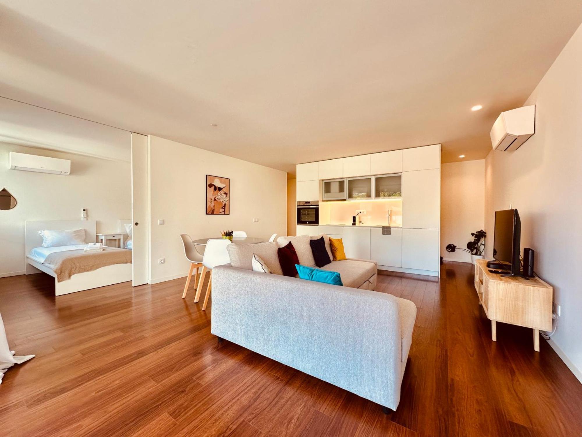Bombarda 250 E Apartment Porto Bagian luar foto