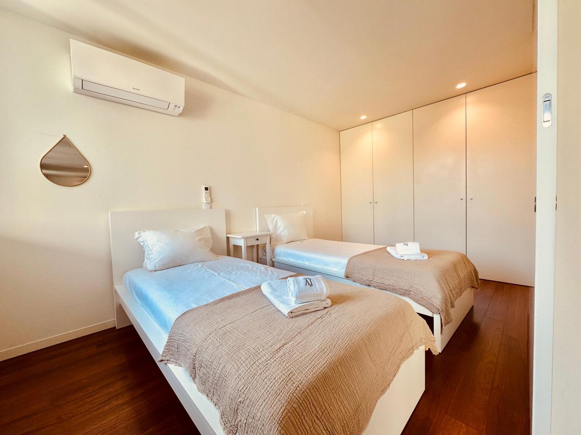Bombarda 250 E Apartment Porto Bagian luar foto